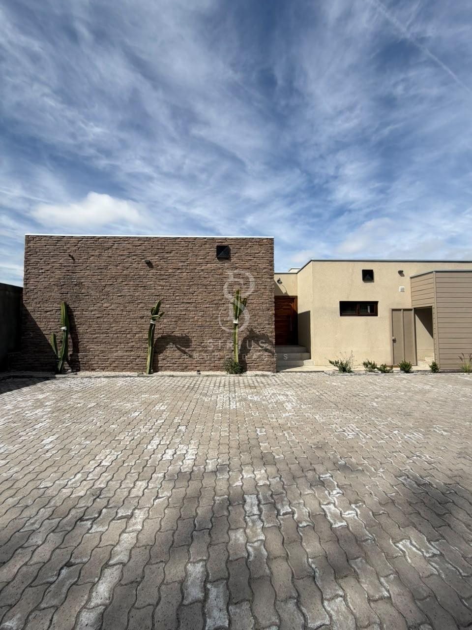 Arriendo de casa amoblada en Callejón Guillermo Toro Lorca